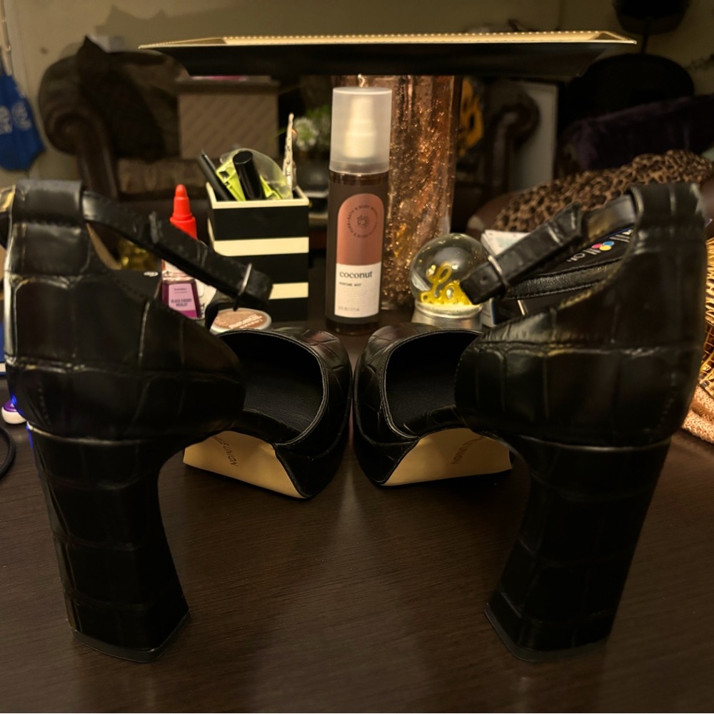 Gabrielle Union- 🦚NEW Black Heels🦚
🎉10